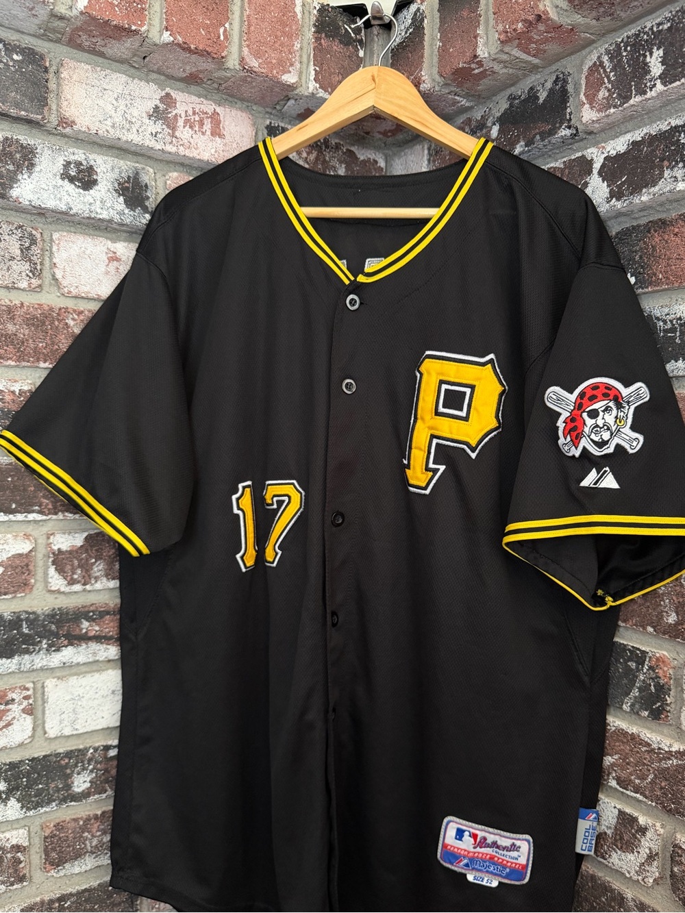 Majestic Pittsburgh Pirates Pedro Alvarez #17 Authentic Jersey Size 52 Black MLB